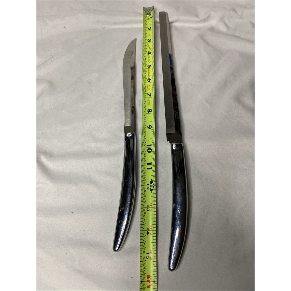 Set Of 2 Vintage Carvel Hall Stainless Steel Knives